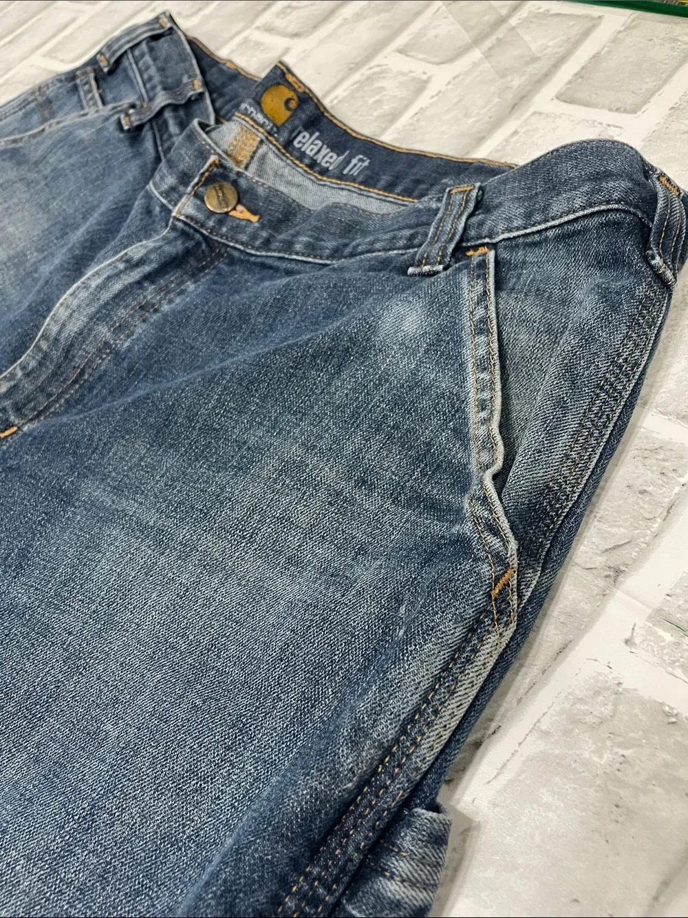 Carhartt relaxed fit carpenter denim jeans. Size 38x32. Pre-owned.